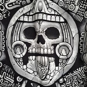 Aztec Tatoo T-Shirt   Size L